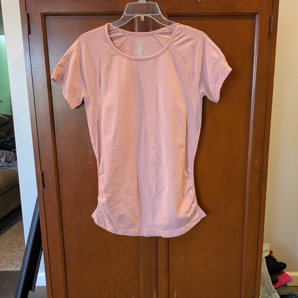 GAIAM Dusty Pink Short Sleeve Workout Tee